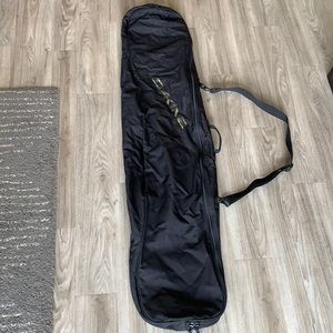 Dakine 165cm Snowboard bag